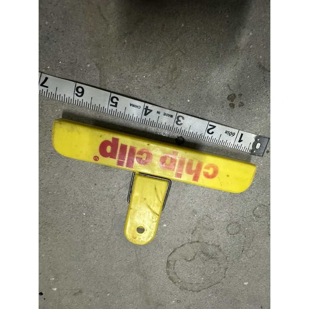 Vintage Chip Clip Bag Sealer Yellow Red Logo Kitchen Accessory 6 Inch